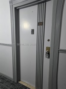 Aluguel de apartamento no Plaza of the Americas 804