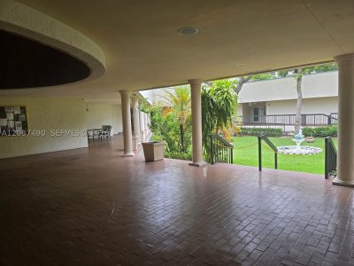 Aluguel de apartamento no Plaza of the Americas 804