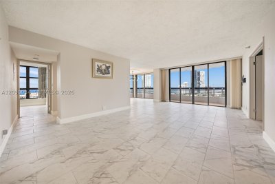Comprar apartamento no Mystic Pointe 100 2406