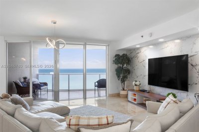 Ocean Four Apt #3304