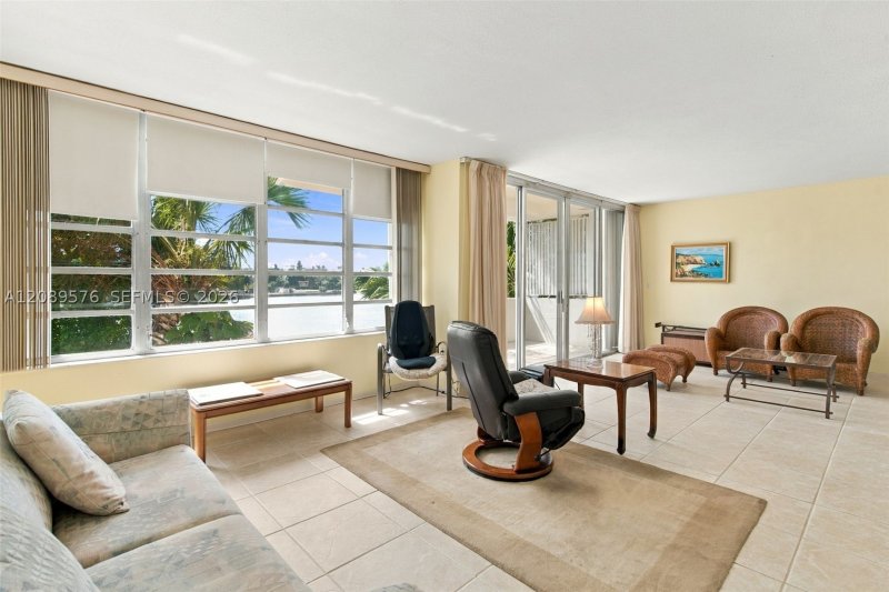Condo for sale at The Mediterranean 201