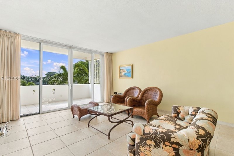 Condo for sale at The Mediterranean 201