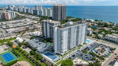Comprar apartamento no Berkley South 8B