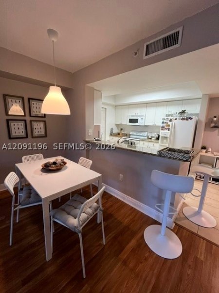 Property photo # 4