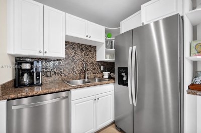 Comprar apartamento no Gables Park Tower 606