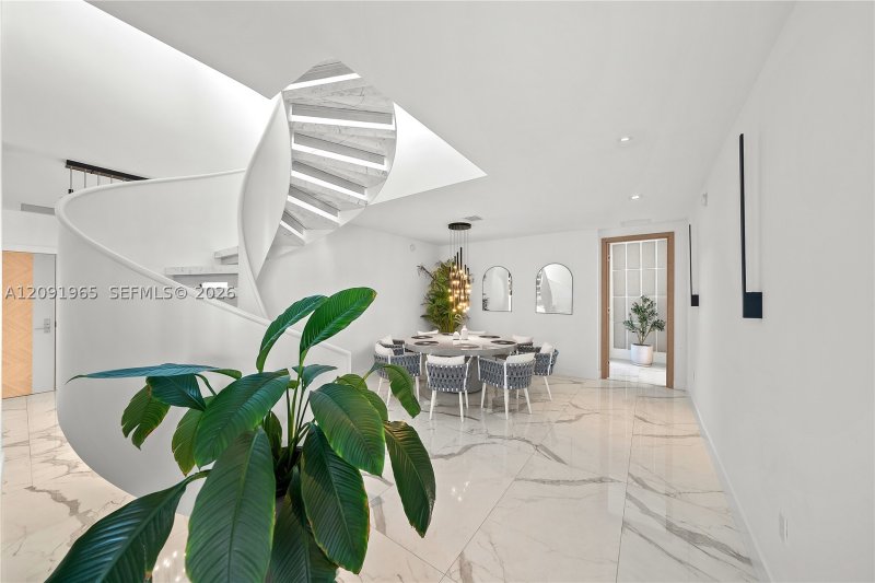 Comprar apartamento en Parque Towers at St. Tropez 4-PH-03