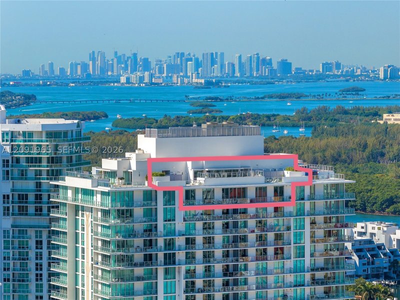 Comprar apartamento en Parque Towers at St. Tropez 4-PH-03