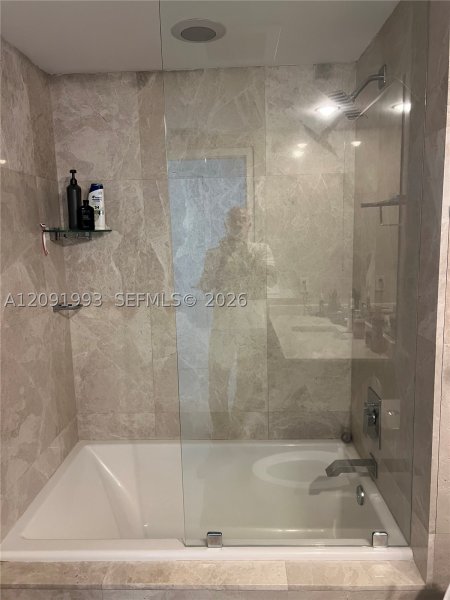 Alquiler de apartamento en 1100 Millecento 3404