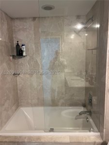 Alquiler de apartamento en 1100 Millecento 3404