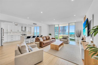 Comprar apartamento no Aventura Marina II UPH11