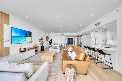 Comprar apartamento no Aventura Marina II UPH11