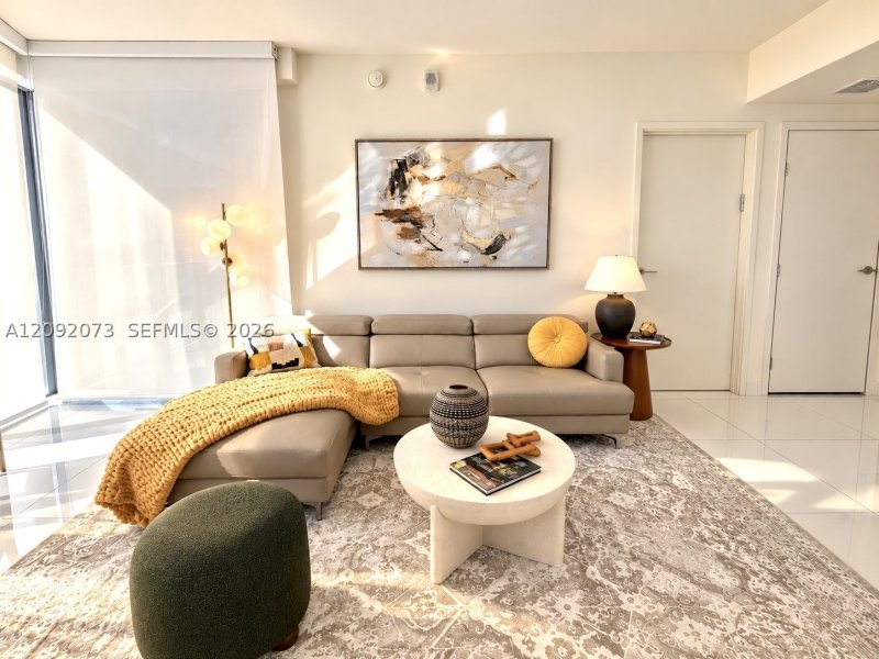 Apartment for rent at Brickell House Condo 801