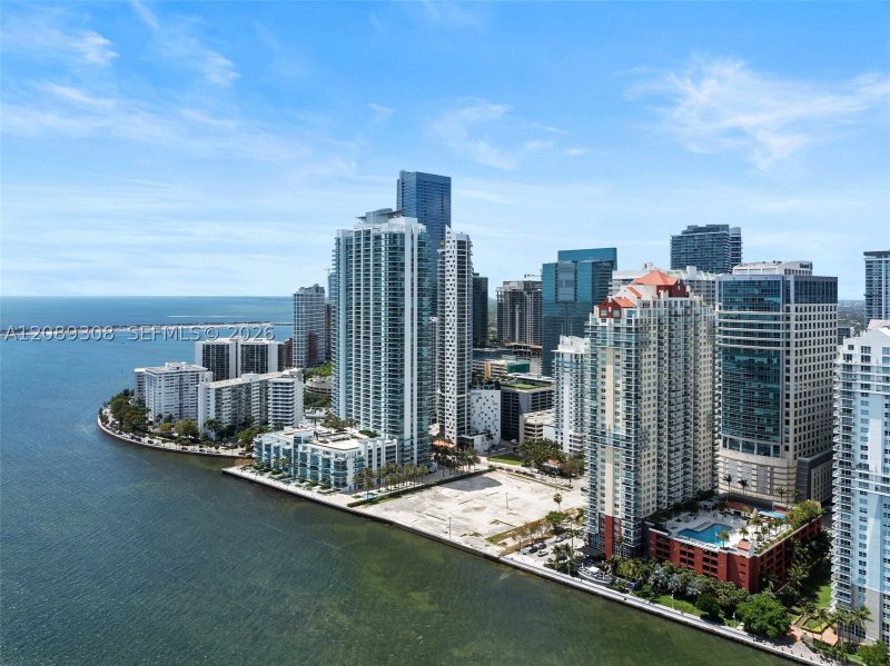 Apartment for rent at Mark on Brickell 1001