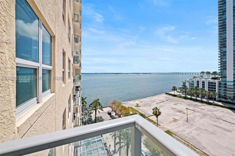 Apartment for rent at Mark on Brickell 1001
