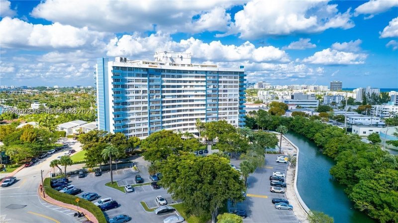 Condos for rent at Parkview Point