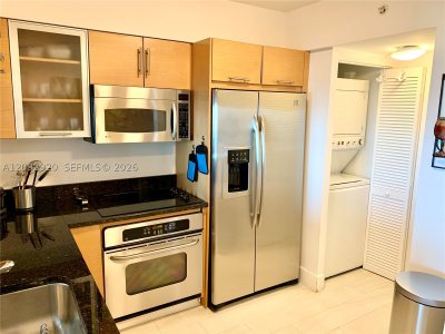Aluguel de apartamento no Brickell on the River North 2806