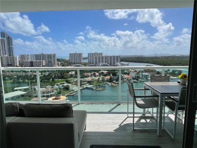 Alquiler de apartamento en 400 Sunny Isles 1719
