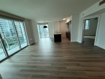 Aluguel de apartamento no 500 Brickell West Tower 1902