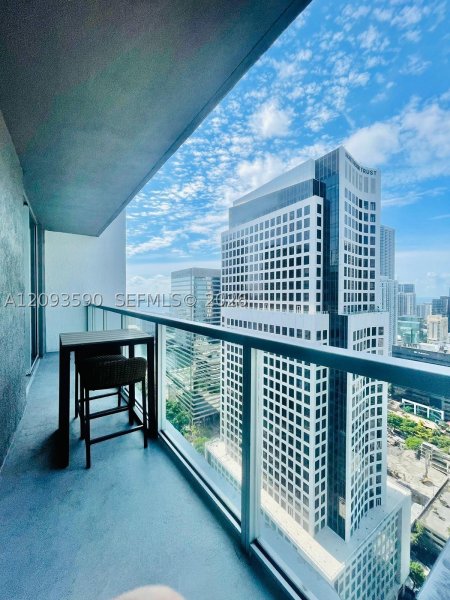 Alquiler de apartamento en 500 Brickell West Tower 1902