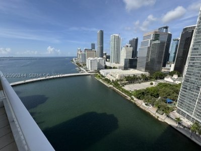 Aluguel de apartamento no Courts Brickell Key 2502
