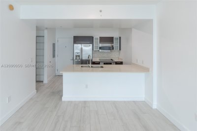 Gallery Art Condo Apt #1811