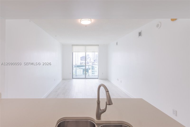 Apartment for rent at Gallery Art Condo 1811