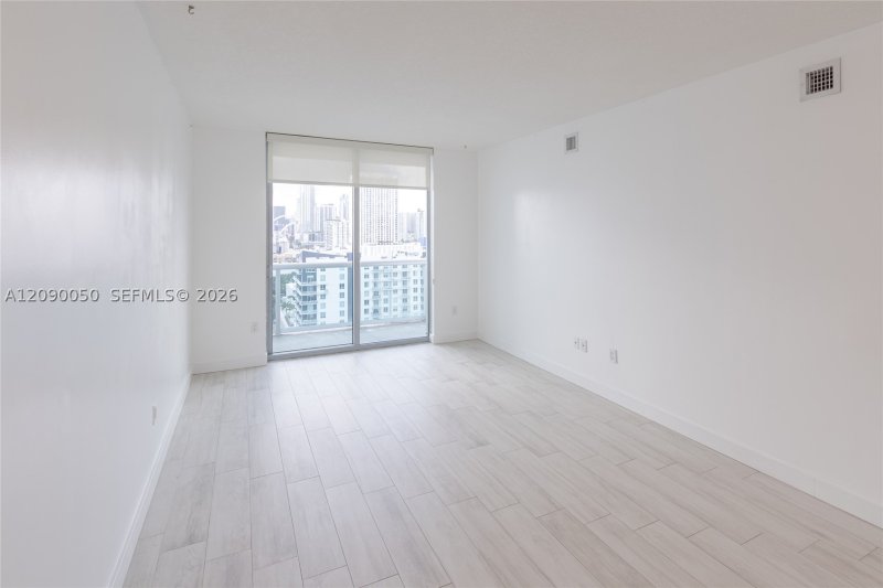 Apartment for rent at Gallery Art Condo 1811