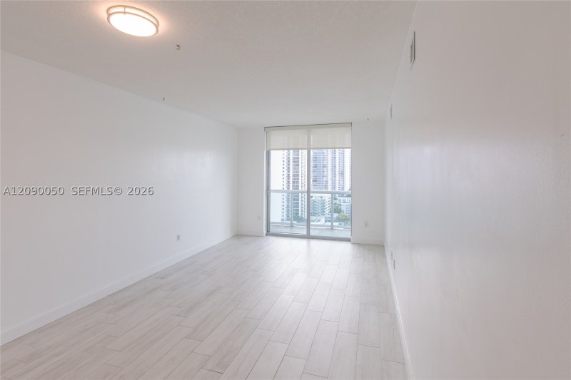 Apartment for rent at Gallery Art Condo 1811