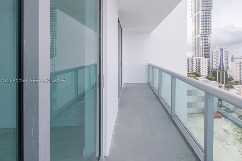 Apartment for rent at Gallery Art Condo 1811