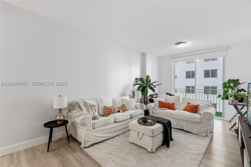 Property photo # 2