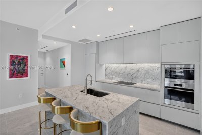 Comprar apartamento no 57 Ocean 705