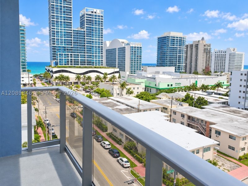 Condo for sale at 401 Blu 900