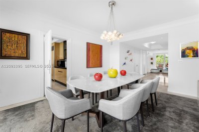 Comprar apartamento no Club Tower Three 401