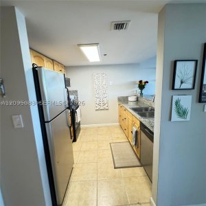 Alquiler de apartamento en Grandview Palace 512
