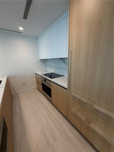 Aluguel de apartamento no One Park Tower by Turnberry 2409