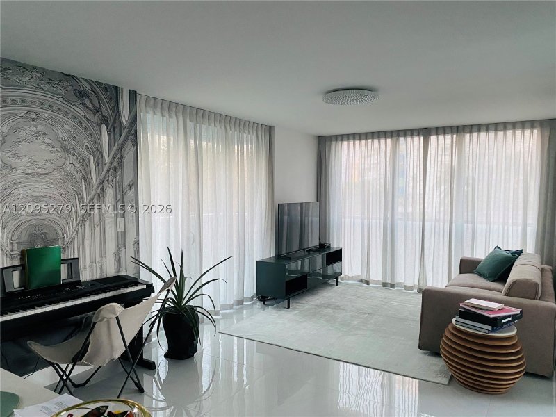 Aluguel de apartamento no The Palms Residences 403