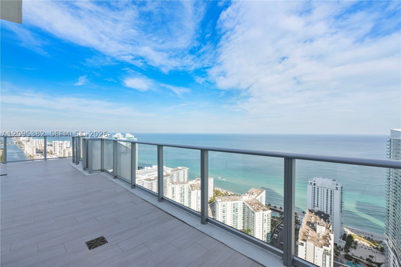 Condo for sale at Hyde Beach House T4301-PENTHO
