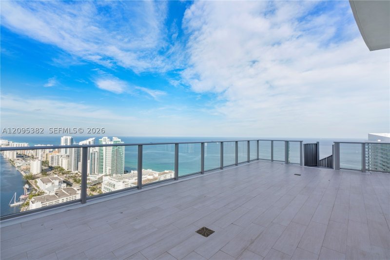 Condo for sale at Hyde Beach House T4301-PENTHO