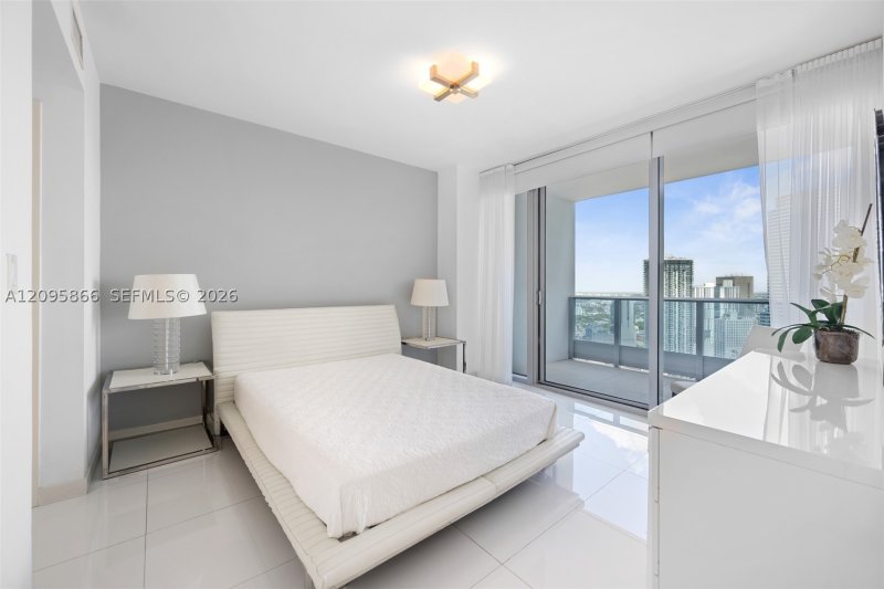 Apartment for rent at Epic Miami 4314