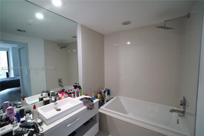 Comprar apartamento en Brickell Heights West 1405
