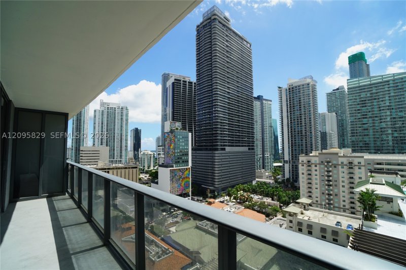 Comprar apartamento en Brickell Heights West 1405