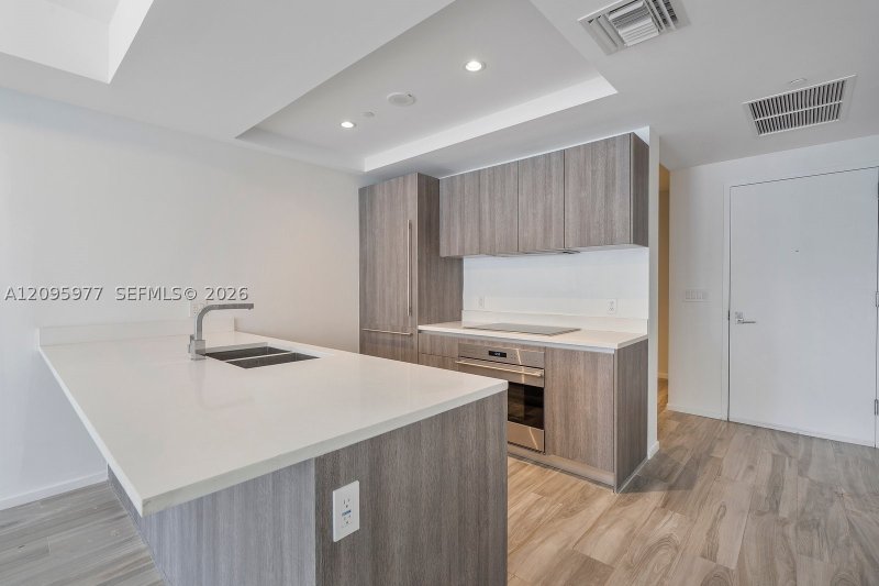 Apartment for rent at SLS Lux Brickell 2402