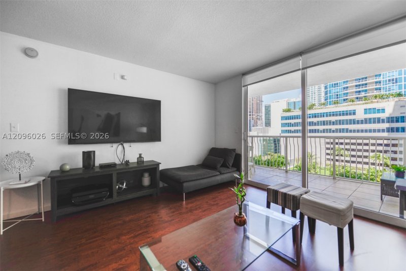 Property photo # 6