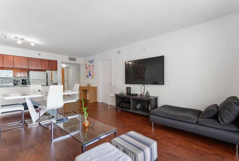 Property photo # 8