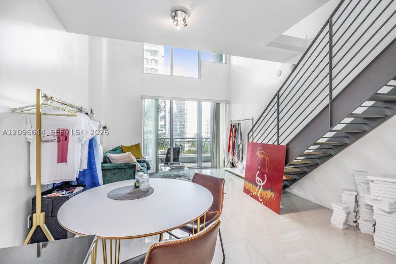 Property photo # 0