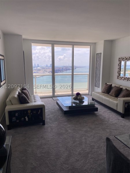 Alquiler de apartamento en 50 Biscayne 2906