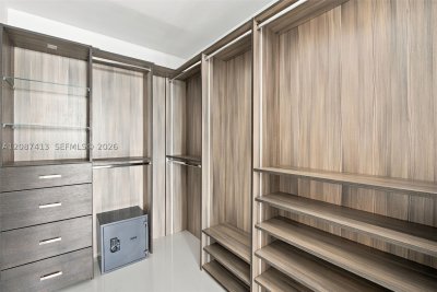 Comprar apartamento en 900 Biscayne 2406