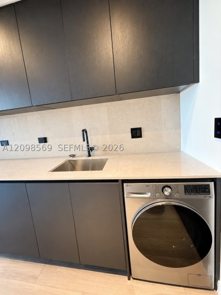 Alquiler de apartamento en E11EVEN Hotel & Residences 1503B