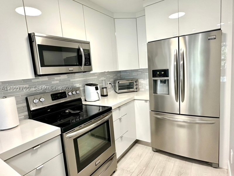 Property photo # 4
