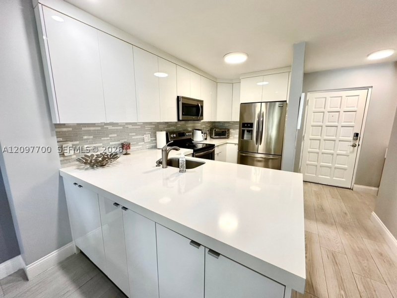 Property photo # 7